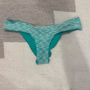 Super flattering rip curl bikini bottoms